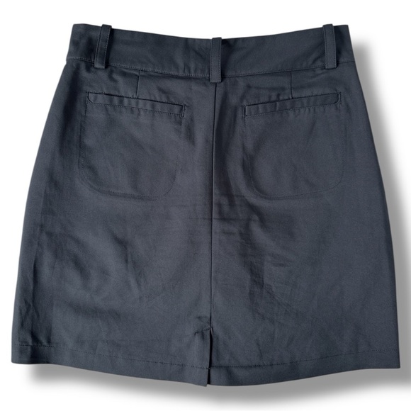 Maggie Lane Black Athletic Skort with Zip Pockets - Picture 2 of 14